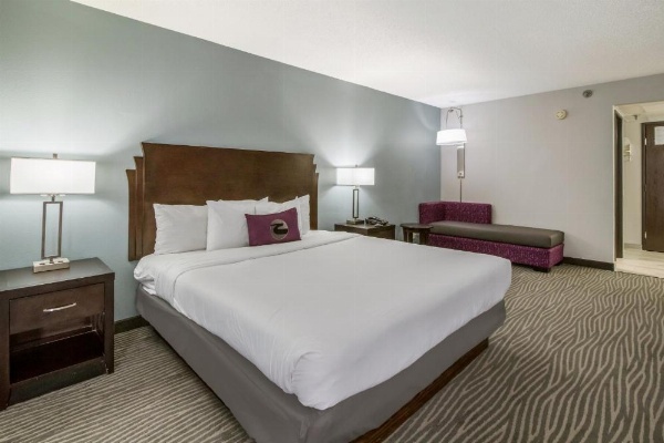 Clarion Hotel Jackson Northwest image 26